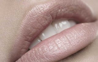 repulper les lèvres acide hyaluronique Evreux